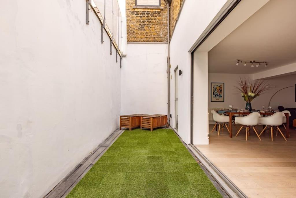 Wild Roses Serviced Apartments - Borough London Exterior photo