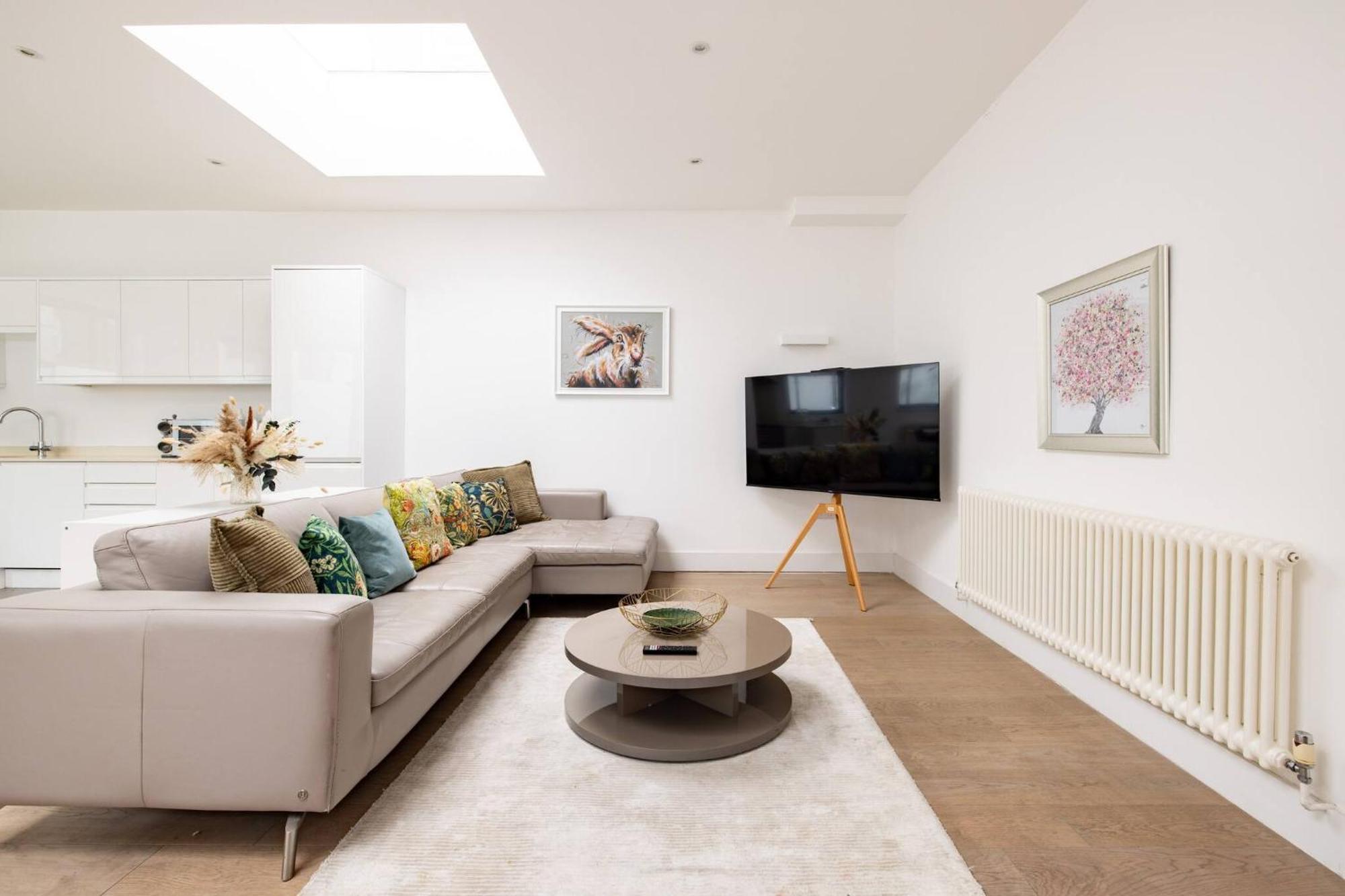 Wild Roses Serviced Apartments - Borough London Exterior photo